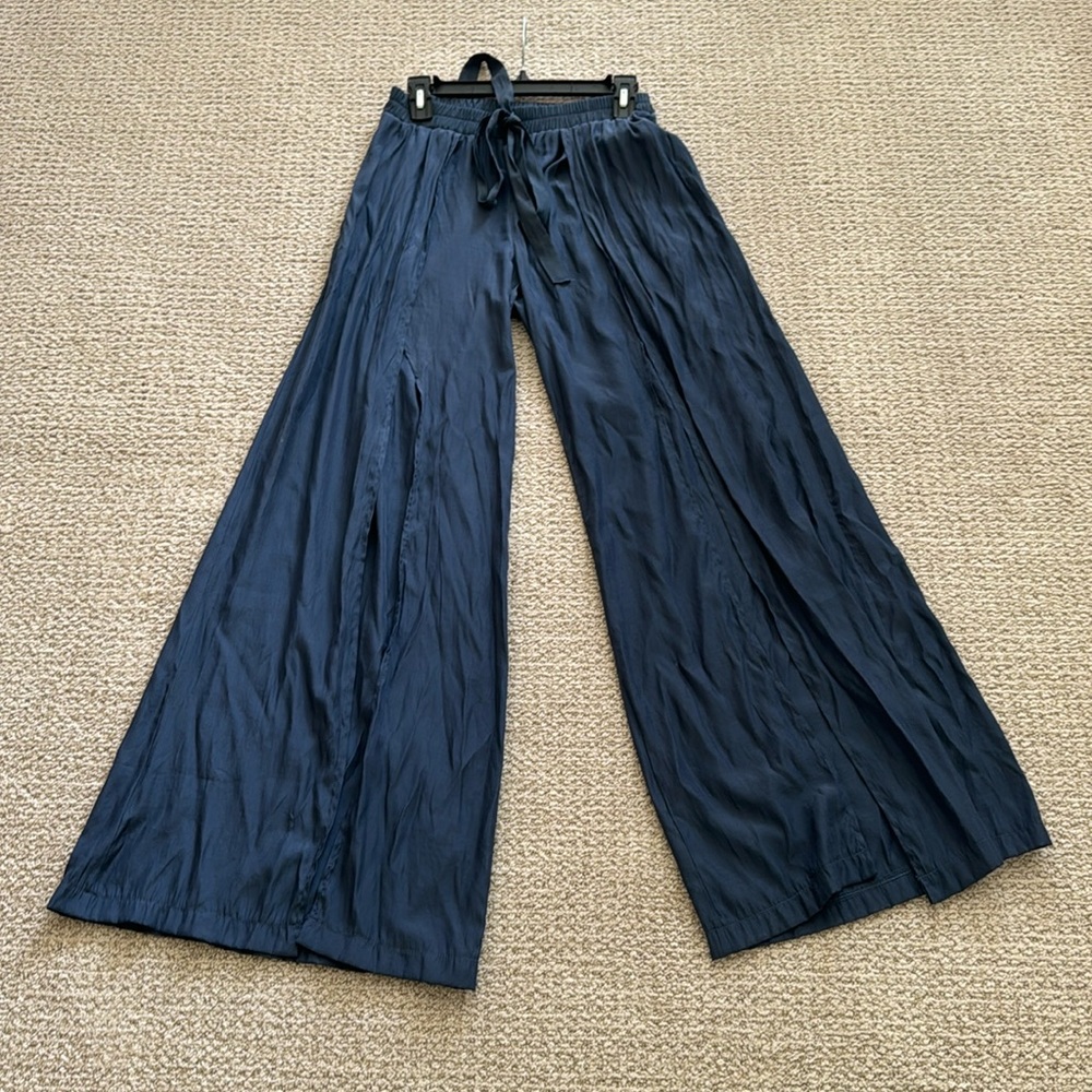 Open Slit Palazzo Flowy Boutique Pants